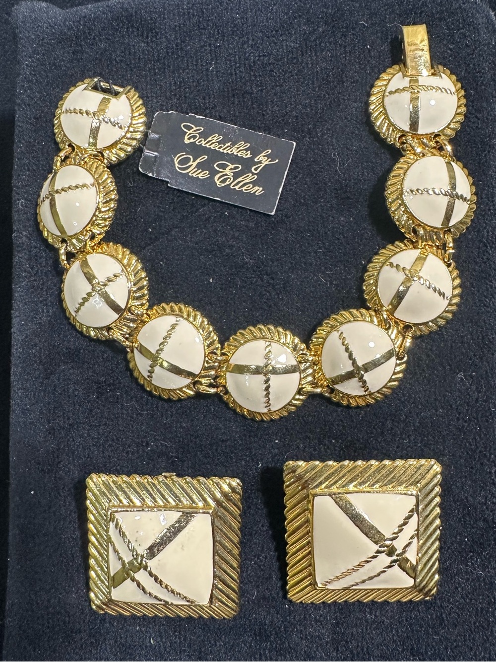 NOS/ Vtg Sue Ellen Enameled Link Panel Bracelet & Clip On Earring Set
